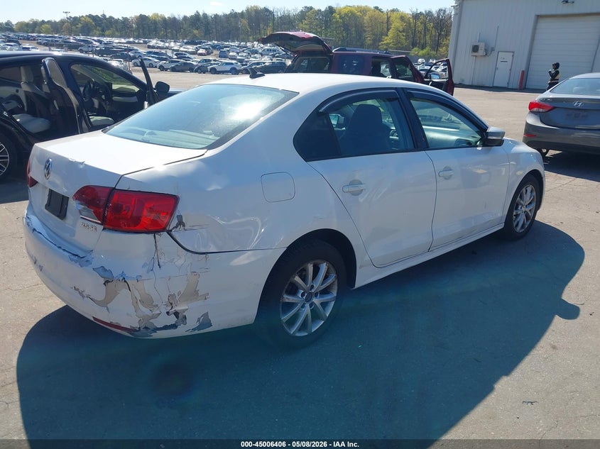2012 VOLKSWAGEN JETTA auction photo 4