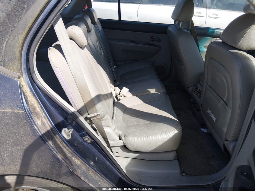 2007 Kia Rondo Ex V6 VIN: KNAFG526077121064 Lot: 45006440