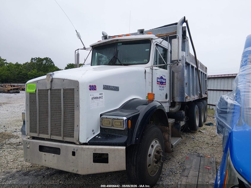 1996 KENWORTH CONSTRUCTION auction photo 2