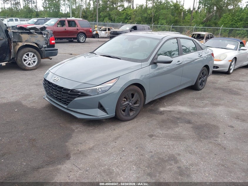 2022 Hyundai Elantra Sel