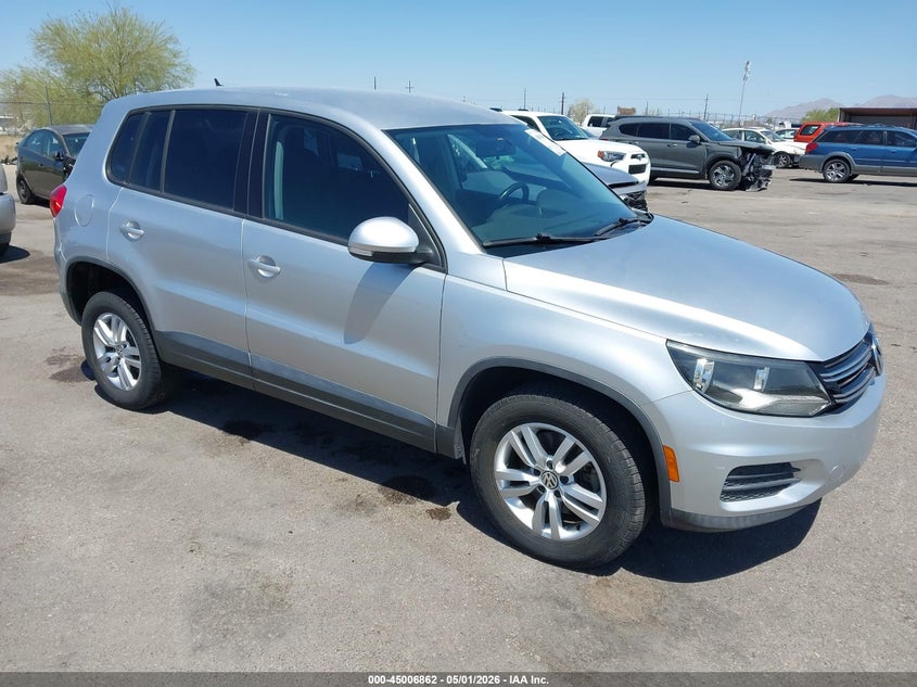 WVGBV7AX3DW552959 VOLKSWAGEN TIGUAN Photo 1