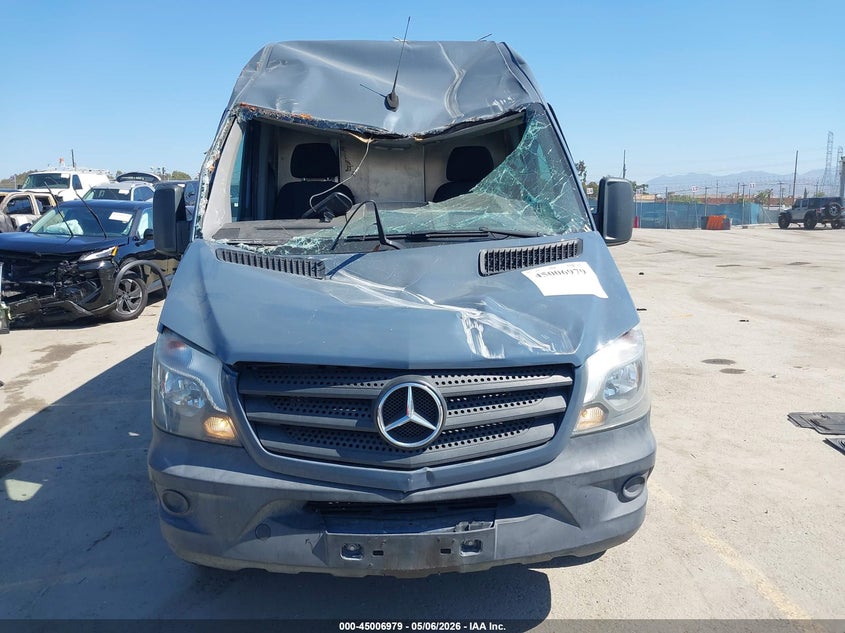 2018 Mercedes-Benz Sprinter 2500 Standard Roof V6 VIN: WD3PE7CD9JP645076 Lot: 45006979