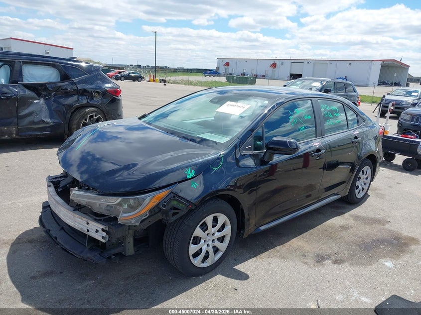 2020 Toyota Corolla Le 5YFEPRAE4LP021315 photo 1