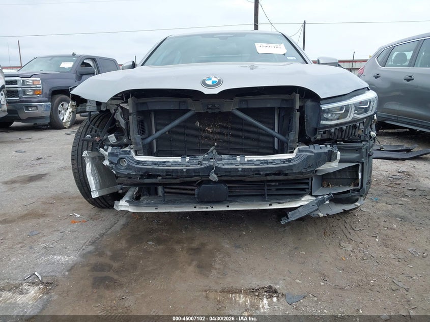 VIN WBA7T2C05NCJ47172 2022 BMW 740 I