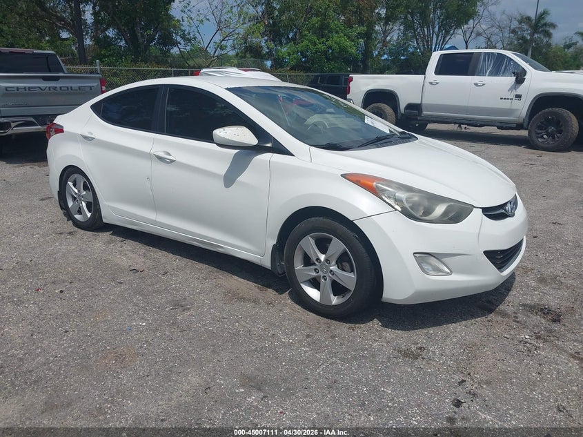 2013 HYUNDAI ELANTRA GLS