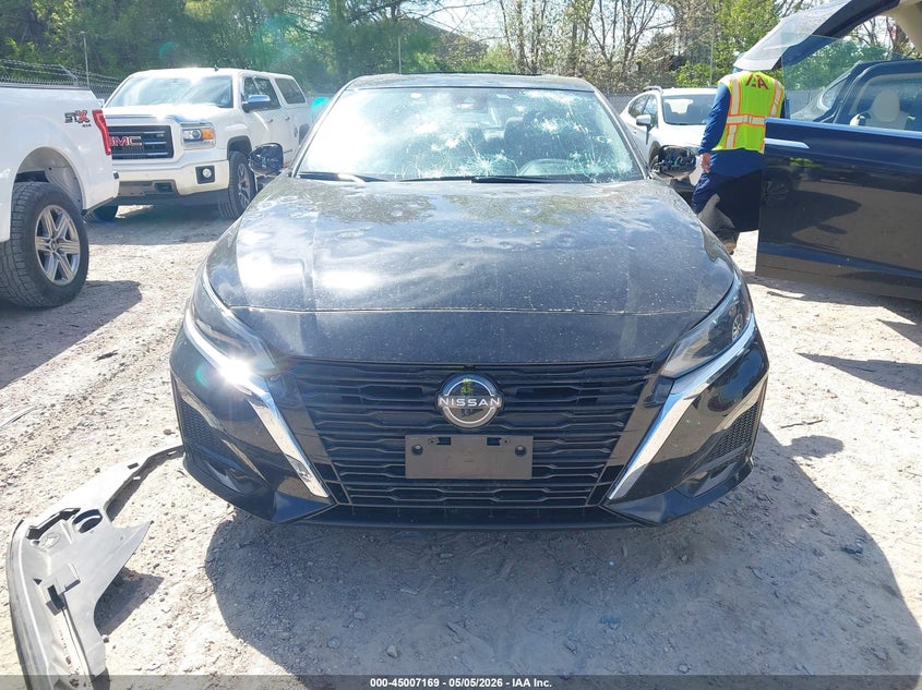 2024 Nissan Altima - вид 13