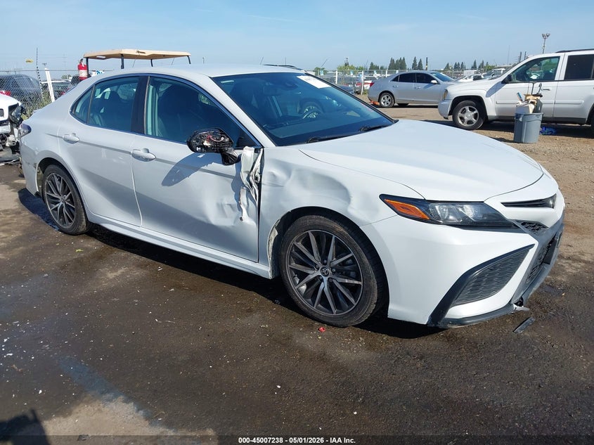 2022 TOYOTA CAMRY  (VIN: 4T1T11AK1NU008314)