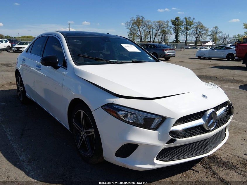 2022 Mercedes-Benz A 220 4Matic
