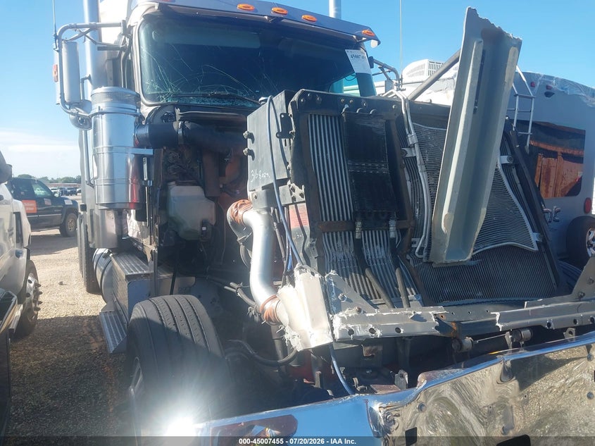 2005 INTERNATIONAL 9900 9900IX