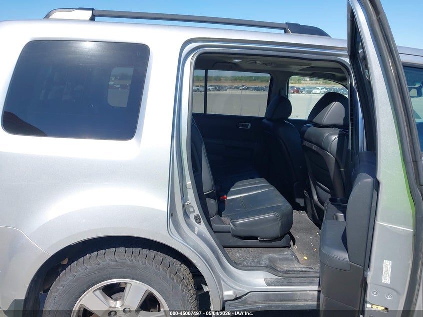 2010 HONDA PILOT auction photo 8