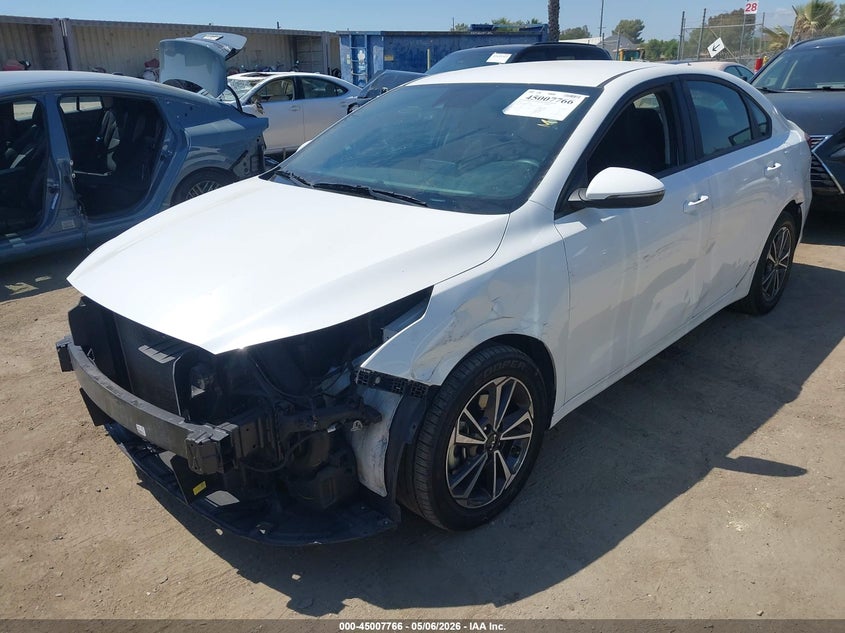 2024 Kia Forte Lxs 3KPF24AD8RE701807 photo 1