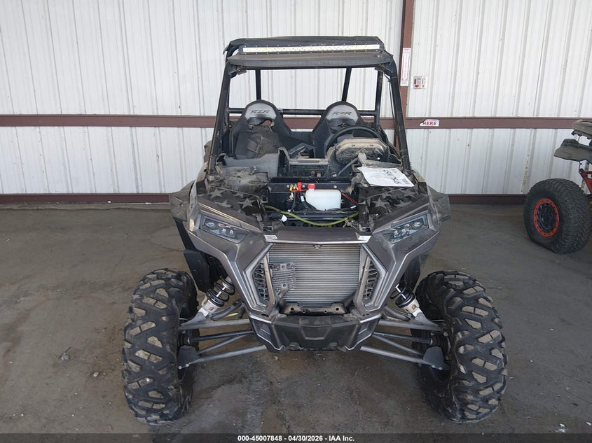POLARIS RZR 2020