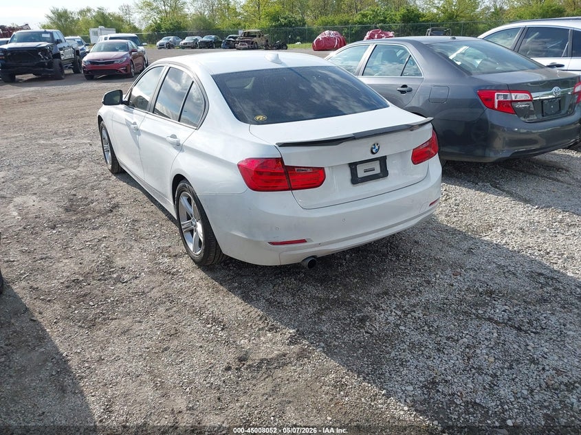 Vin: wba3c3g54fnt53678, lot: 45505517, bmw 320i xdrive 20153