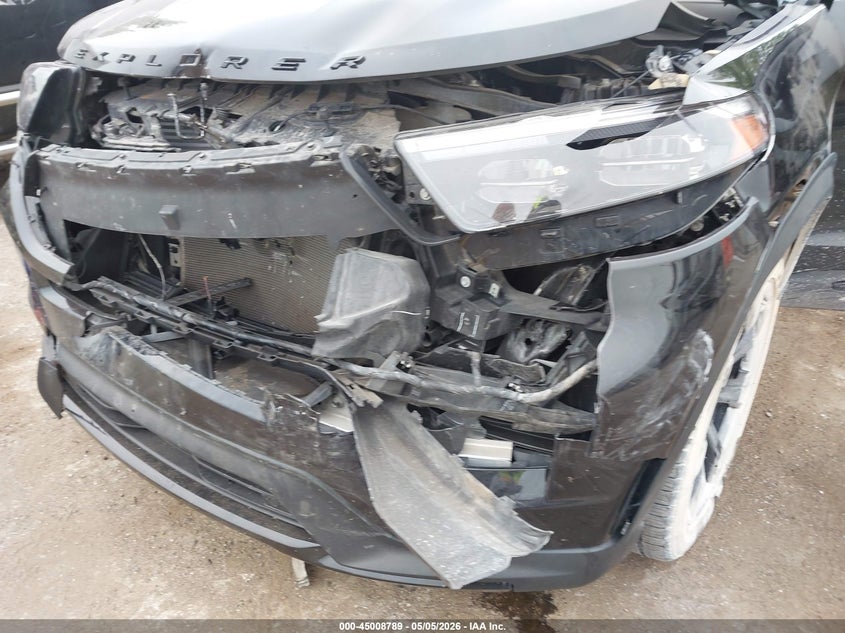 2023 FORD EXPLORER auction photo 6