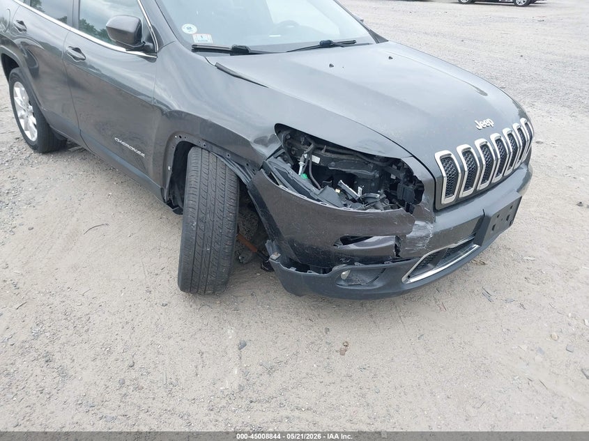 2016 JEEP CHEROKEE auction photo 6