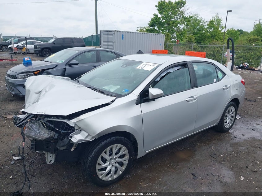 2017 Toyota Corolla Le 2T1BURHE8HC879525 photo 1