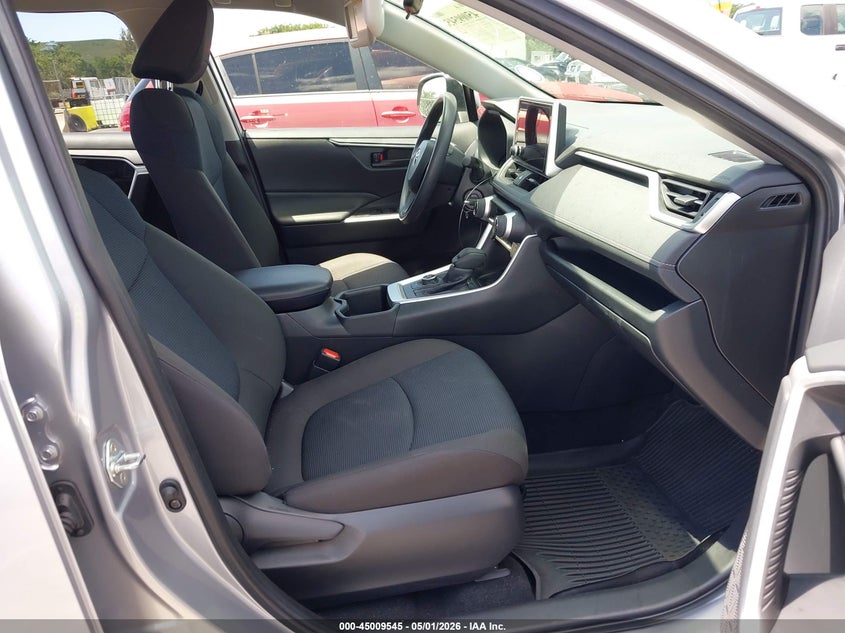 VIN JTMMWRFV8SD302686 2025 TOYOTA RAV4 HYBRID LE