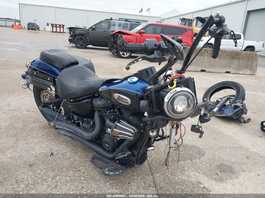 2023 Harley-Davidson FLHCS