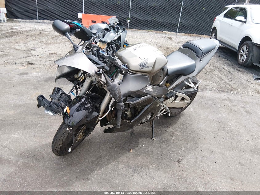 2003 HONDA CBR900 auction photo 2