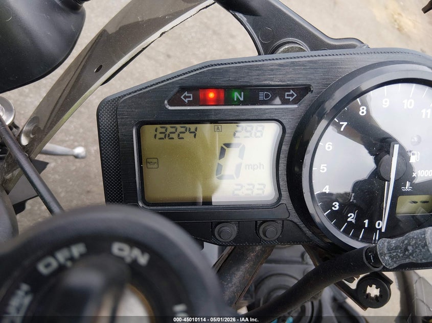2003 HONDA CBR900 auction photo 7
