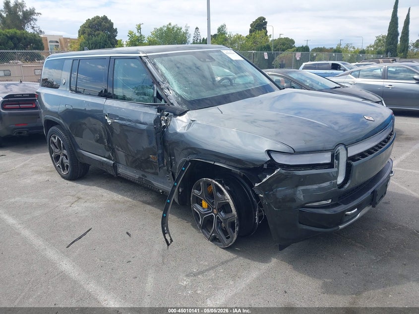 2023 RIVIAN R1S auction photo 1