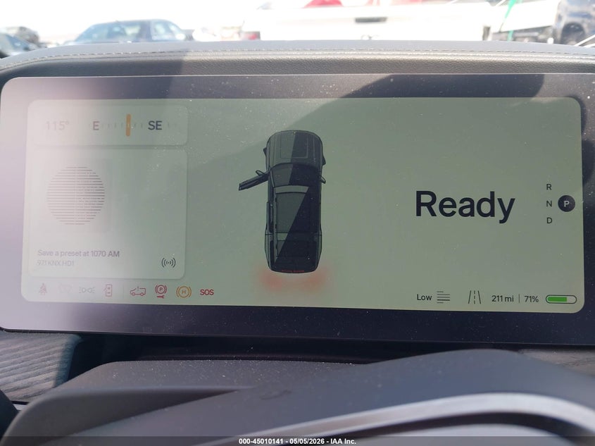2023 RIVIAN R1S auction photo 7