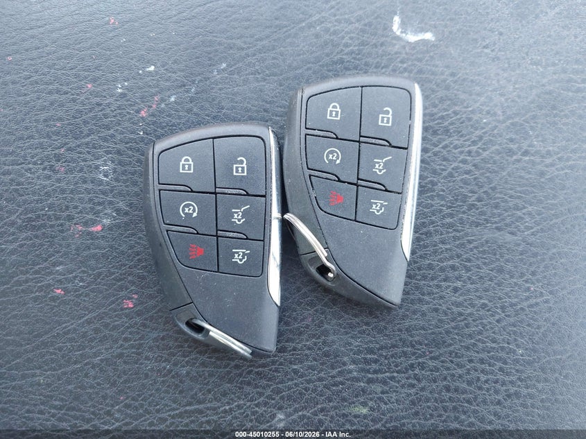 2024 GMC YUKON 4WD AT4 · Photo 11
