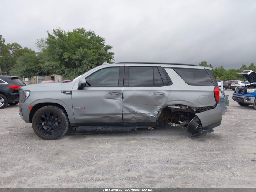 2024 GMC YUKON 4WD AT4 · Photo 14