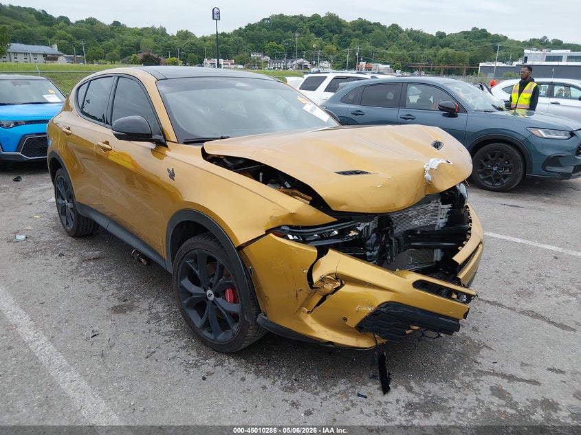 2024 Dodge Hornet Gt Plus Awd VIN: ZACNDFBN4R3A38819 Lot: 45010286