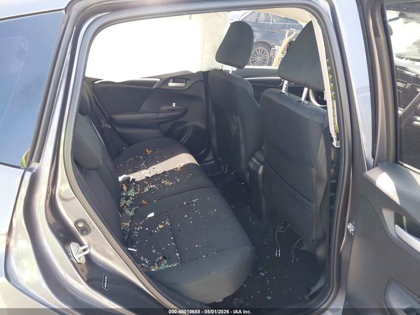 VIN 3HGGK5G41JM719935 2018 HONDA FIT LX