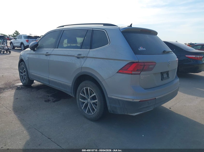 2020 VOLKSWAGEN TIGUAN auction photo 3
