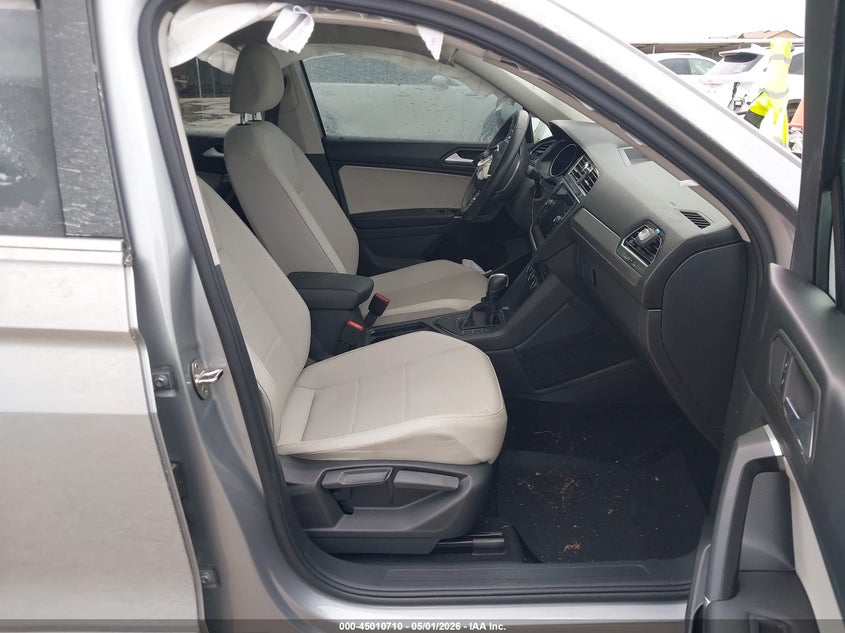 2020 VOLKSWAGEN TIGUAN auction photo 5
