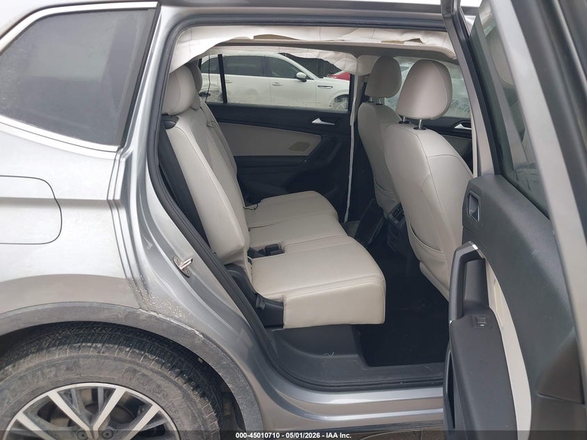 2020 VOLKSWAGEN TIGUAN auction photo 8
