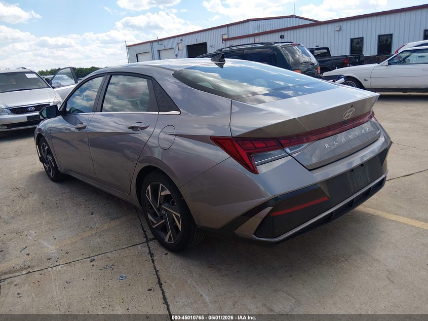 2025 Hyundai Elantra Limited