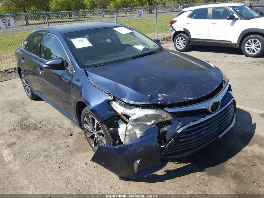 2017 TOYOTA AVALON XLE