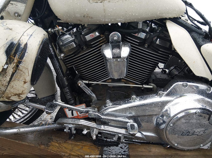 2020 Harley-Davidson Flhp VIN: 1HD1FHP18LB628377 Lot: 45011058