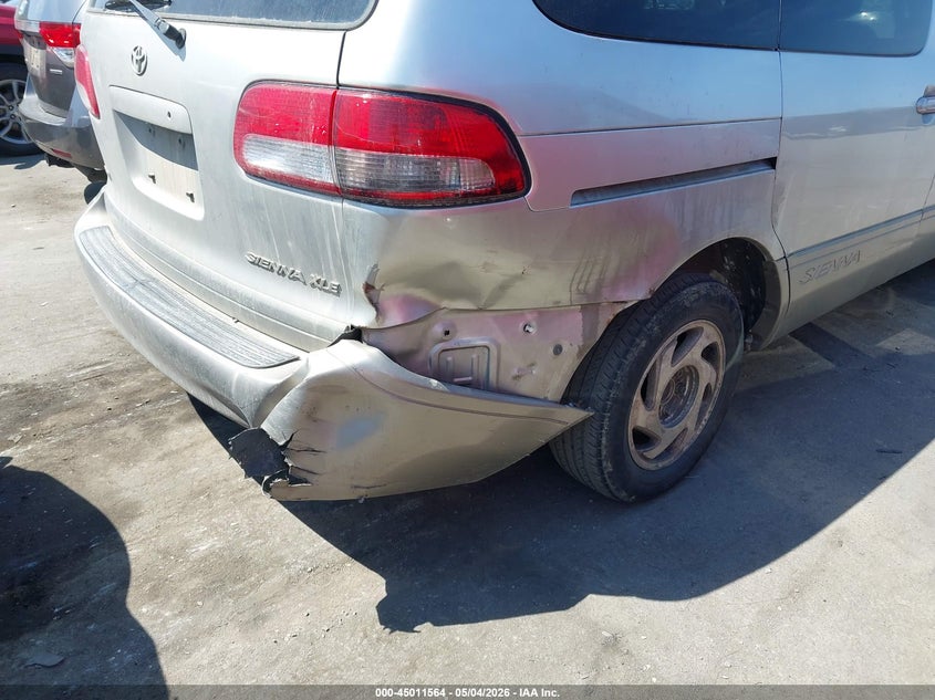 2001 Toyota Sienna Xle VIN: 4T3ZF13C71U361031 Lot: 45011564