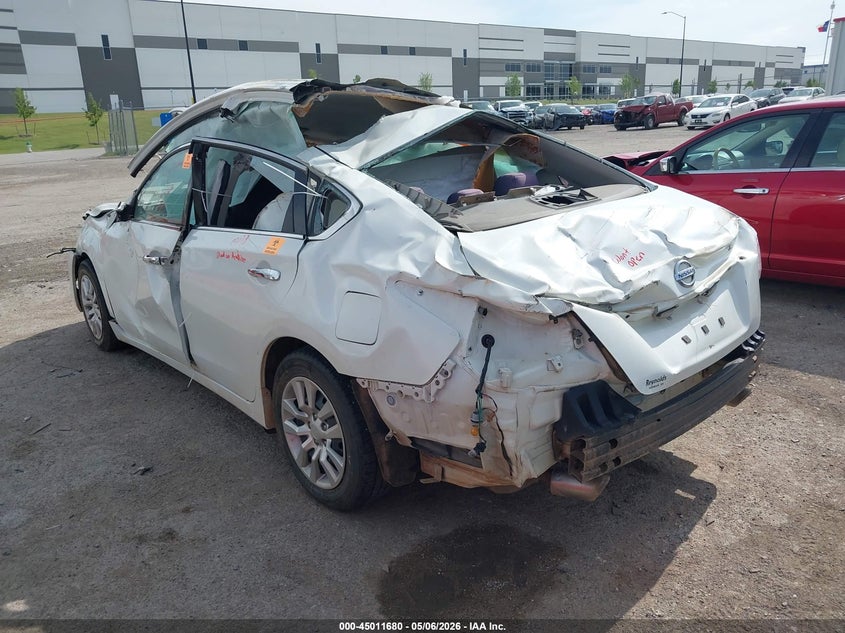 2015 NISSAN ALTIMA auction photo 3