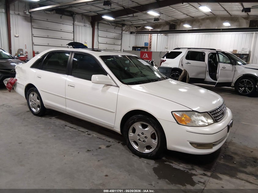 2004 TOYOTA AVALON — zdjęcie z aukcji