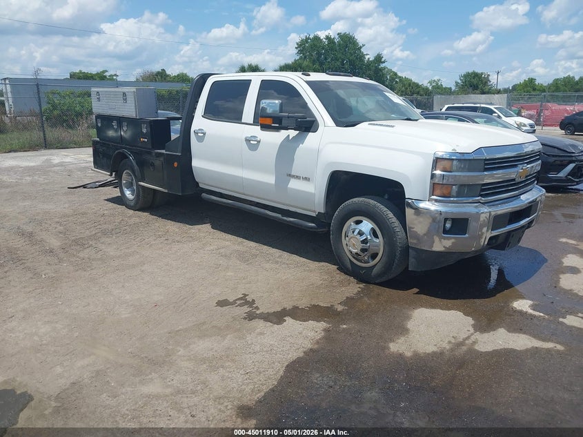 2015 CHEVROLET SILVERADO 3500HD CHASSIS WT