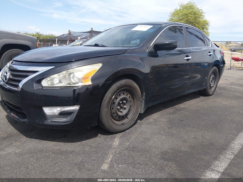 2015 Nissan Altima 2.5 S 1N4AL3AP8FN301934 photo 1