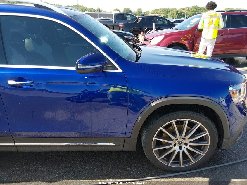 2021 MERCEDES-BENZ GLB 250 auction photo 6