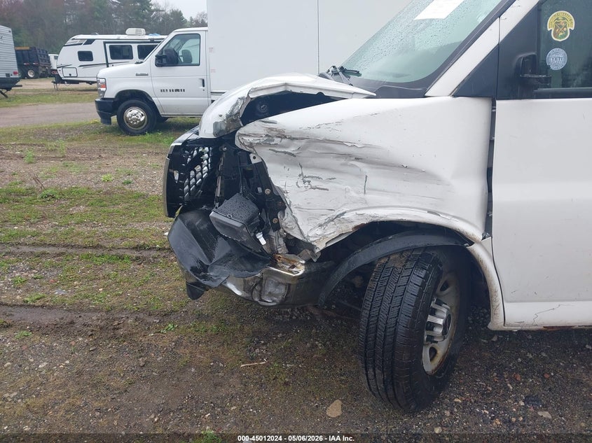 2012 Gmc Savana Cutaway Work Van White Lot 111045012024 Vin 1GD072BG2C1134665