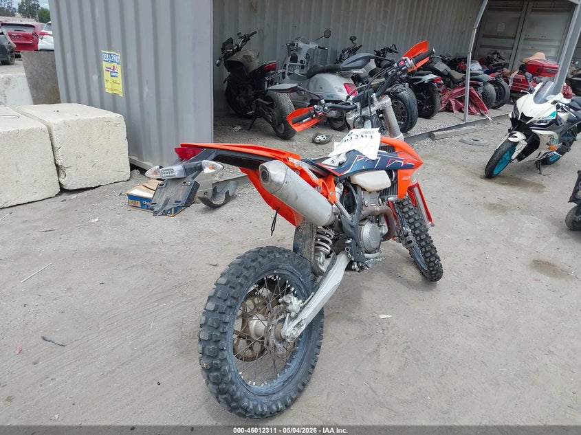 2022 KTM 350 ENDURO_BIKE 1