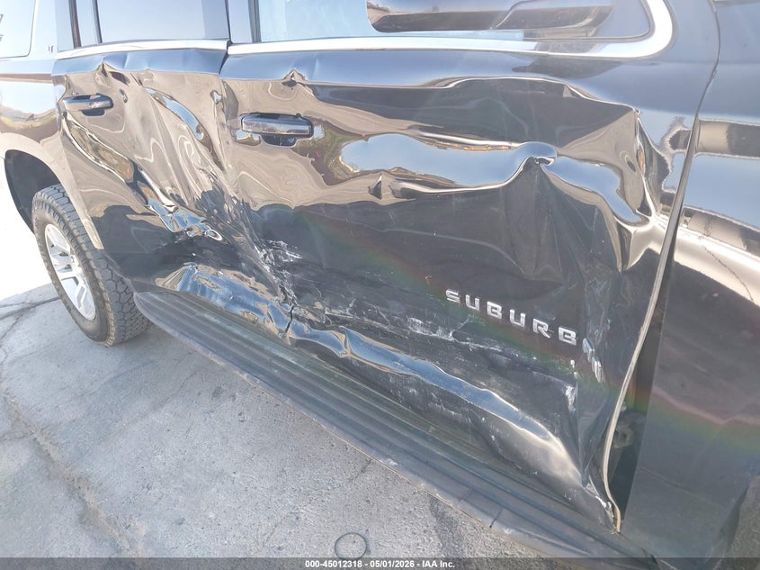 2020 CHEVROLET SUBURBAN auction photo 6