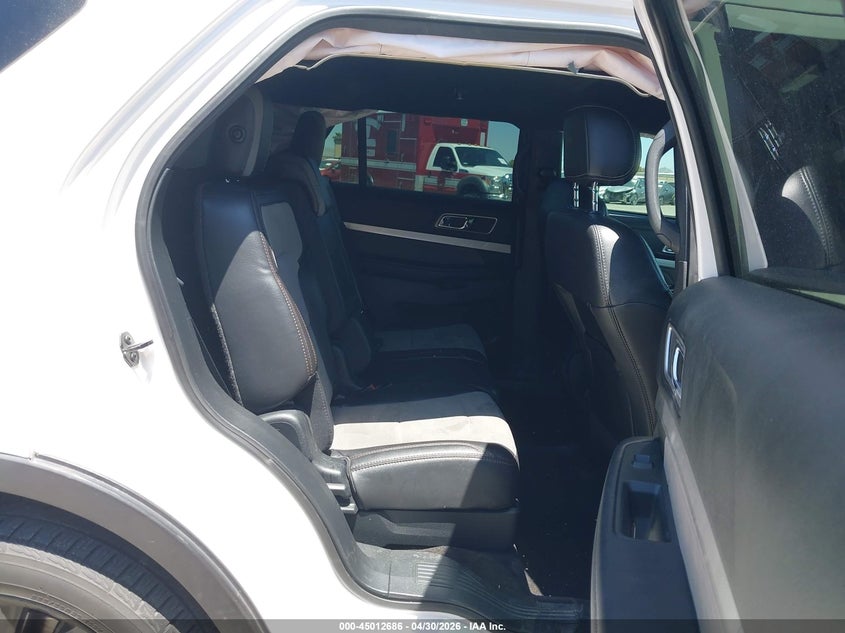 2017 FORD EXPLORER auction photo 8