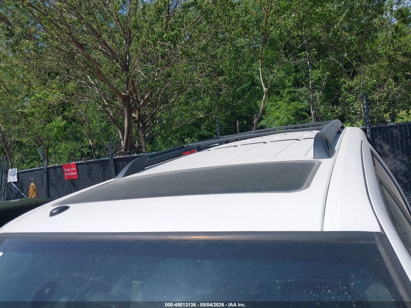 2011 Ford Expedition 5.4 Xlt white Lot 111045013136 Vin 1FMJU1J58BEF57376