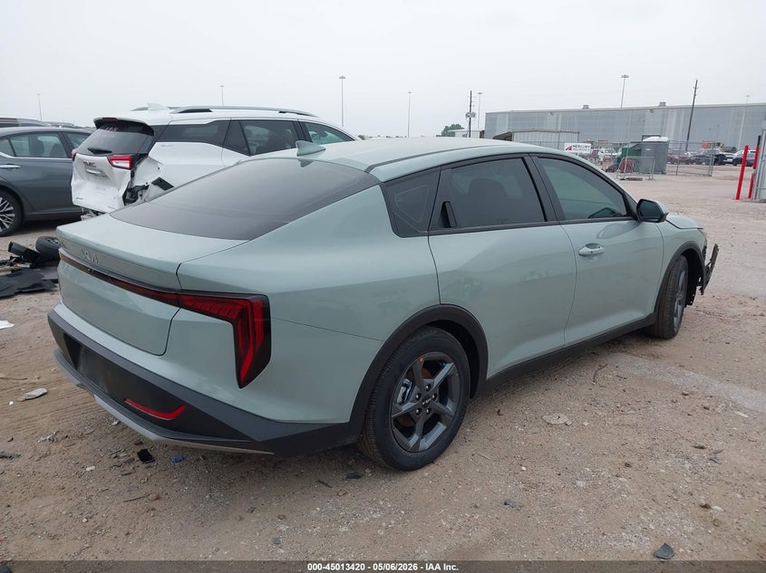Vin: 3kpft4de0te278780, lot: 45510903, kia k4 lxs 20264
