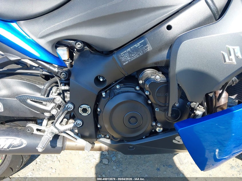 2016 Suzuki Gsx-S1000F VIN: JS1GT7CA0G2100711 Lot: 45013578