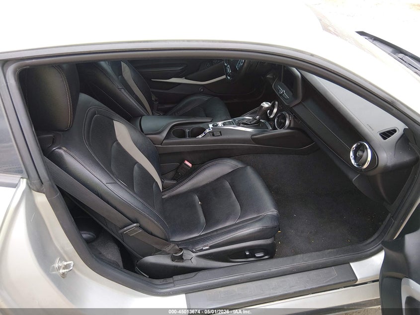 CHEVROLET CAMARO 2019 VIN 1G1FB1RX0K0119883